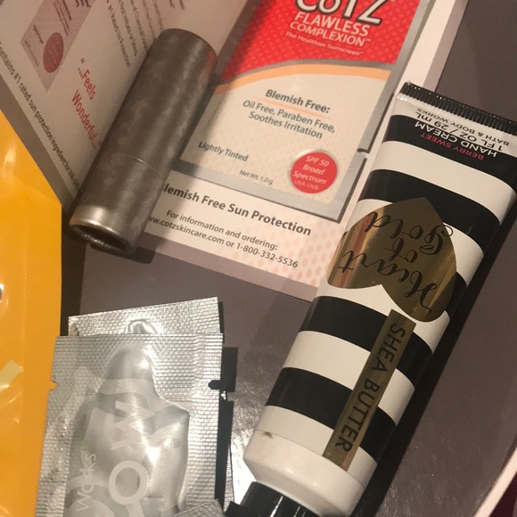 Sample Bundle - Picture 2 of 6